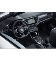 Интерьер Volkswagen T-Roc (2017)